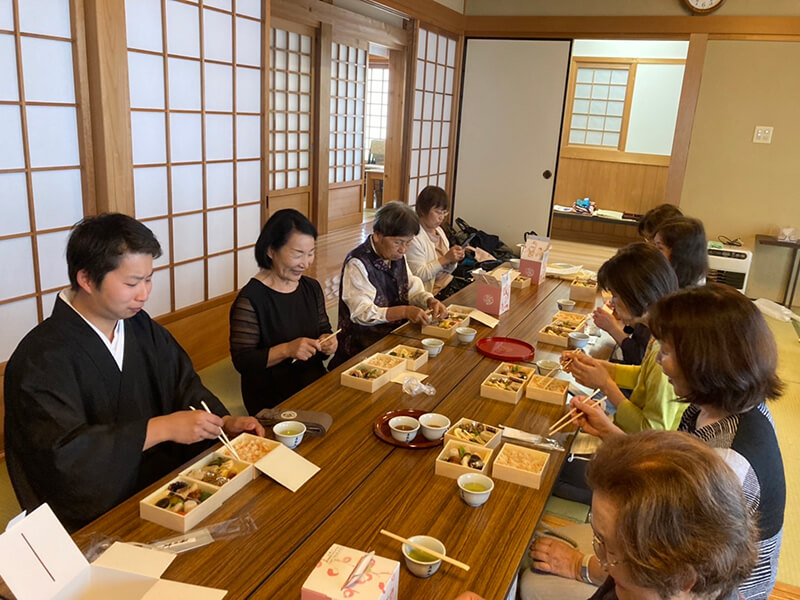 初参式 会食